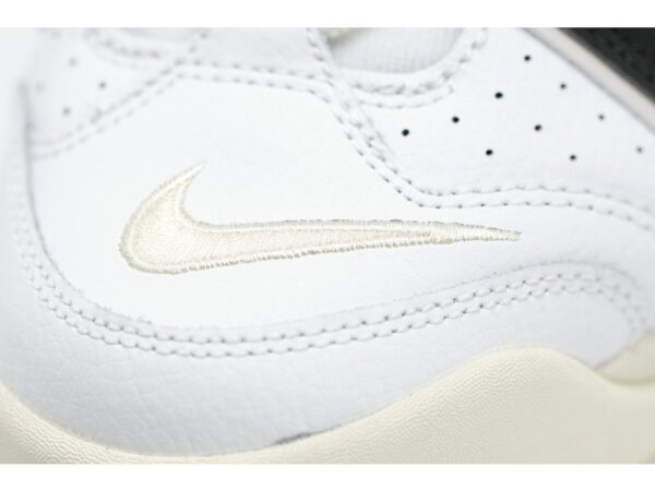 נייק אפטמפו סניקרס לגברים NIKE AIR MORE UPTEMPO '96 WHITE BLACK