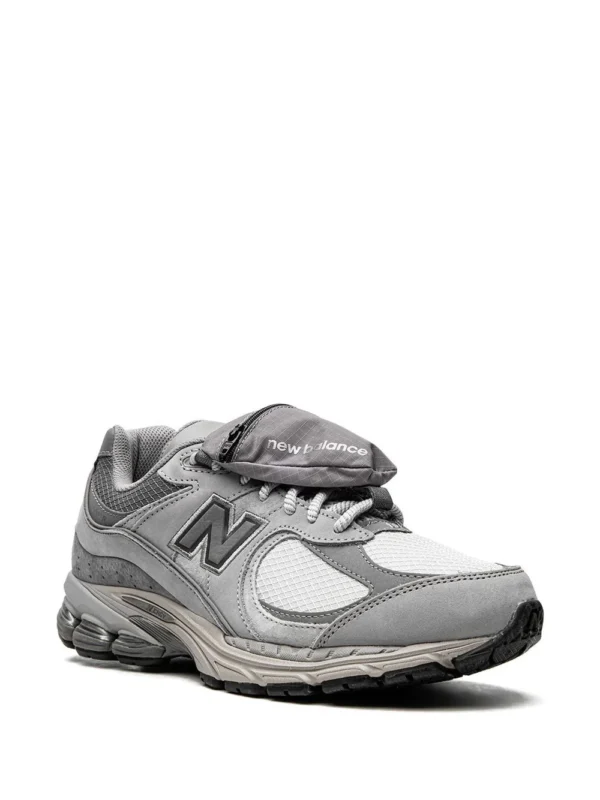 ניו באלאנס - New Balance 2002 R Grey Pocket sneakers