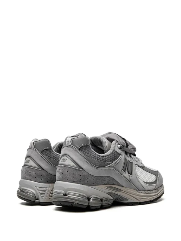 ניו באלאנס - New Balance 2002 R Grey Pocket sneakers