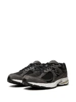 ניו באלאנס - New Balance 2002 Dark Grey sneakers