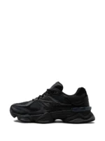 ניו באלאנס- New Balance 9060 "Black" Sneakers