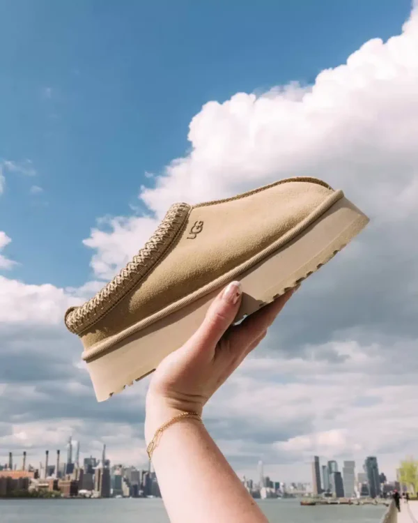 נעלי האג | מגפי האג UGG Tazz Slipper