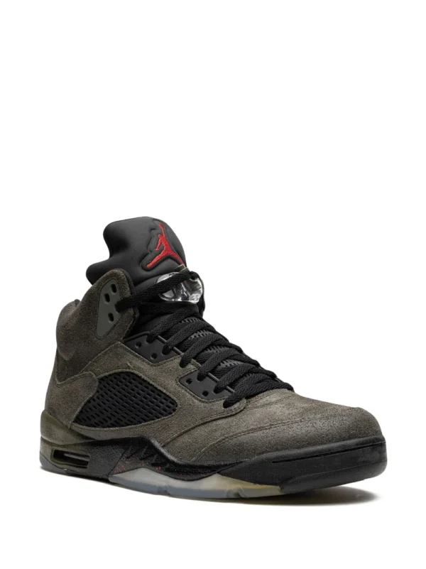 NIKE Air Jordan 5 “Fear Sample” sneakers)