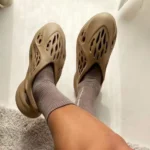 נעלי אדידס ייזי | Yeezy Foam RNNR Mist