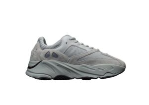 Adidas-Yeezy-Boost-700-LightGrey-4.jpeg
