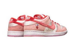 NIKE-SB-DUNK-LOW-PRO-QS-Beauty-Bush-Grenadier-3.jpg