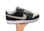 נעליי נייק-NIKE SB DUNK LOW PRO QS - Black & Light Gray