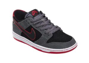 NIKE-SB-DUNK-LOW-PRO-QS-Black-Vulcan-7.jpg