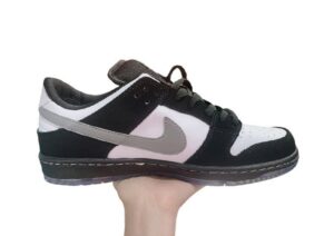 NIKE-SB-DUNK-LOW-PRO-QS-Black-White-1.jpg