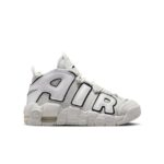 נייק אפטמפו סניקרס לגברים NIKE AIR MORE UPTEMPO '96 OFF WHITE