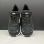 נעלי הוקה-HOKA ONE ONE Clifton 8 Black