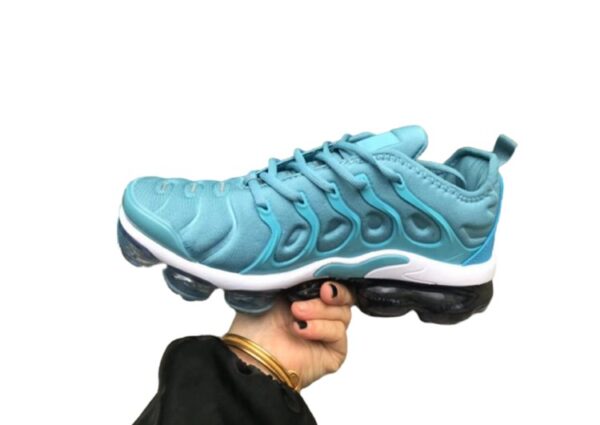 נעלי נייק-NIKE AIR MAX PLUS TN- CORNFLOWER