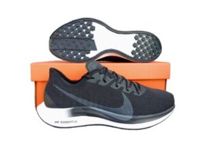 Nike-Air-Zoom-Pegasus-36-Full-Black-5.jpg