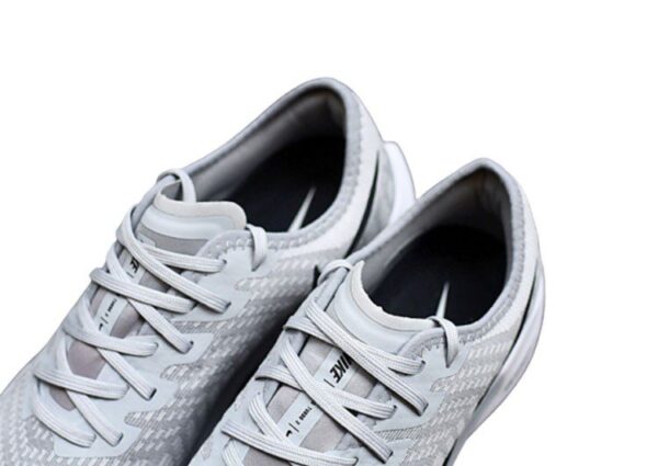 נעלי נייק-NIKE AIR ZOOM PEGASUS 36 - Light Gray & Black Logo