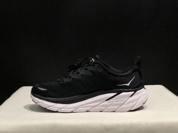 נעלי הוקה-HOKA ONE ONE Clifton 8 Black
