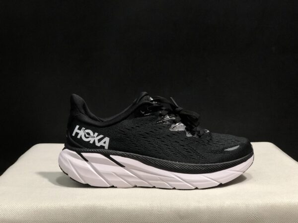נעלי הוקה-HOKA ONE ONE Clifton 8 Black
