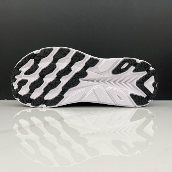 נעלי הוקה-HOKA ONE ONE Clifton 8 Black