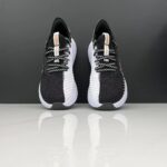 נעלי הוקה-HOKA ONE ONE CARBON X3 Black