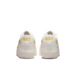 נייק בלייזר-NIKE BLAZER LOW '77 VINTAGE WHITE YELLOW