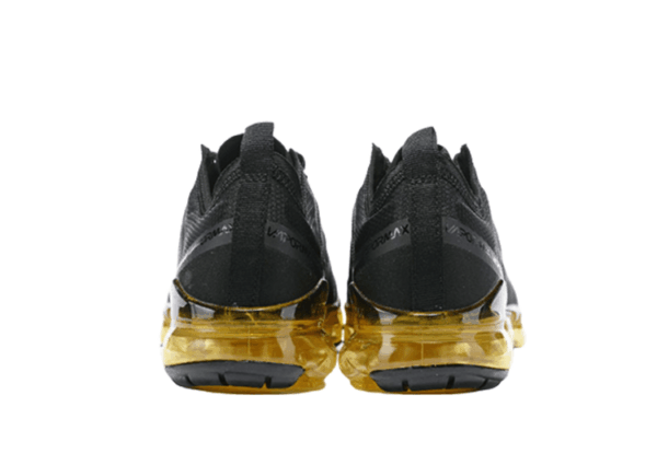 נעלי נייק-NIKE AIR VAPROMAX 2019 - BLACK-BARLEY CORN