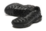 נעלי נייק- NIKE AIR MAX PLUS DRIFT Black