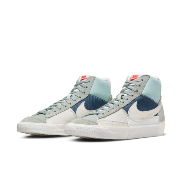 נייק בלייזר גבוהות- NIKE BLAZER MID '77 MICA GREEN LIGHT BONE