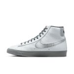 נייק בלייזר גבוהות- NIKE BLAZER MID '77 WHITE GREY