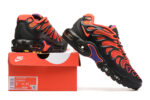 נעלי נייק- NIKE AIR MAX PLUS DRIFT Red Black