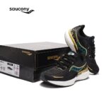 נעלי סאקוני - Saucony Triumph Black White