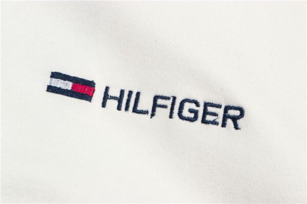 טומי הילפיגר-TOMMY SUIT-WHITE NAVY BLUE & RED