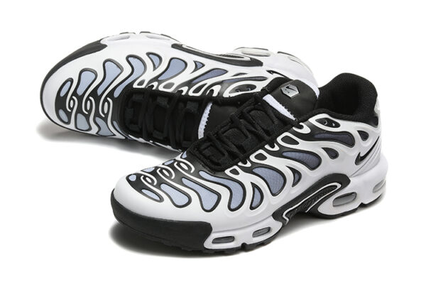 נעלי נייק- NIKE AIR MAX PLUS DRIFT White Sky Blue