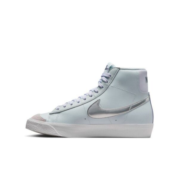 נייק בלייזר גבוהות- NIKE BLAZER MID '77 VINTAGE WHITE LIGHT BLUE