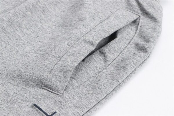 טומי הילפיגר-TOMMY SUIT- Zumthor