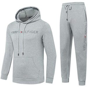 טומי הילפיגר-TOMMY SUIT- Zumthor