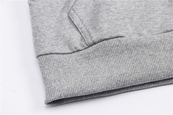 טומי הילפיגר-TOMMY SUIT- Zumthor